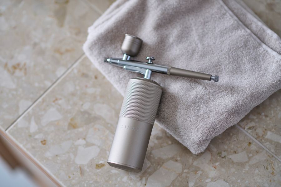 雑誌掲載】『ar』LINKA クリスタルミスト エアースプレー | 美顔器